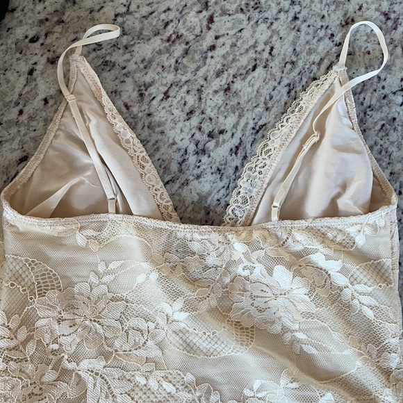 🌈out from under: Urban Outfitters🌈 Lacey low cut beige bodysuit. Size M - Picture 4 of 4